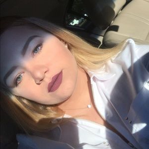 Meet your Posher, Ginger